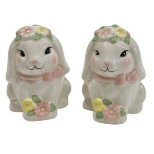 Lily & Lark 2-pc Salt and Pepper Shaker Set - NIB